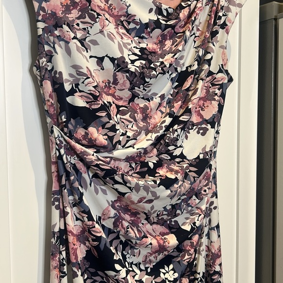 Connected Apparel Floral Faux Wrap Midi Dress Ruched Side Sleeveless Size 8 - Picture 4 of 16